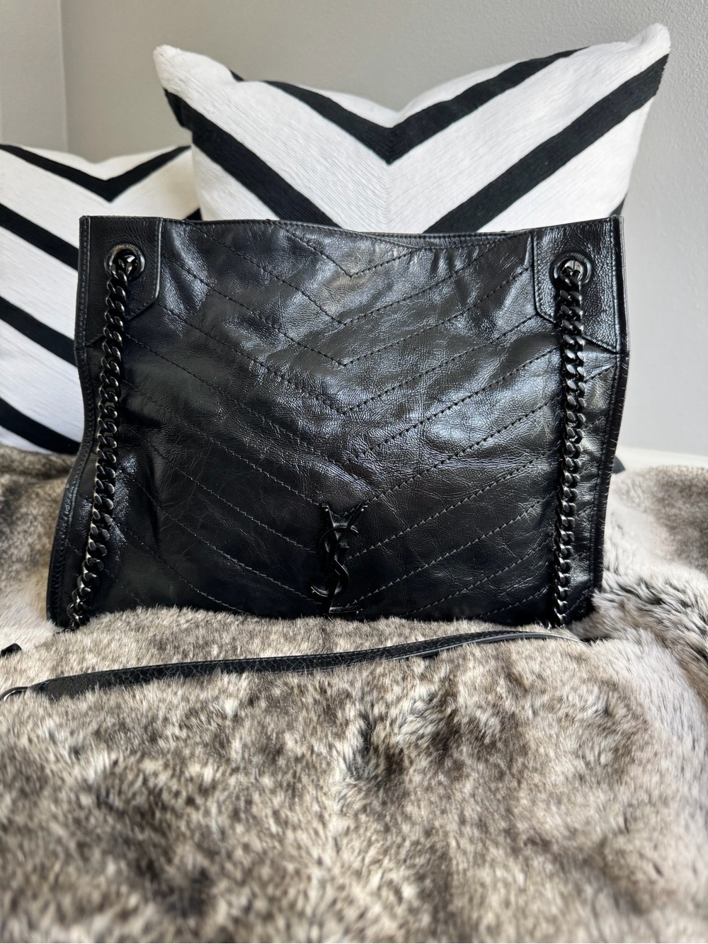 Saint Laurent Monogram Niki Shopping Tote AUTHENTIC